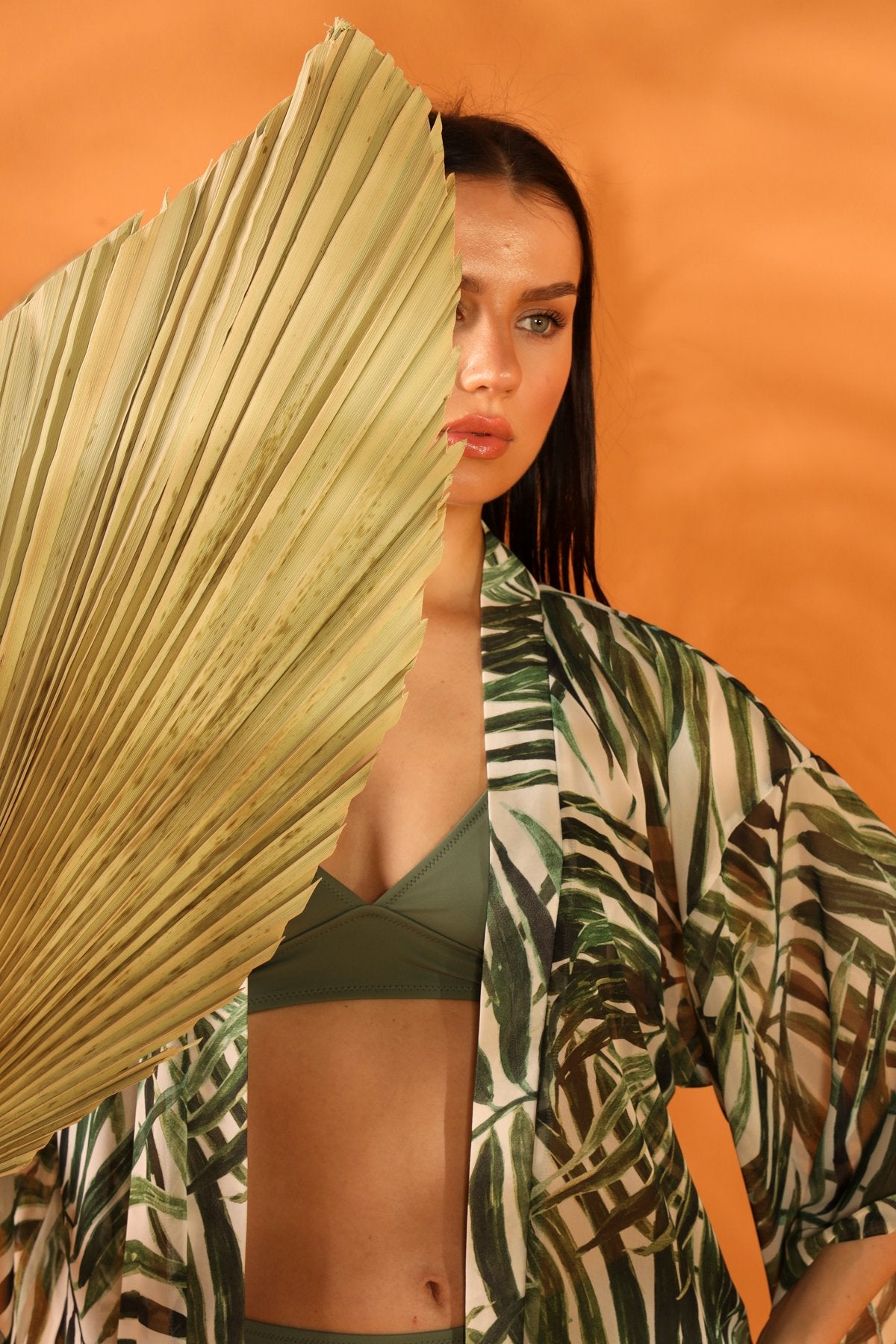 WHITE BOTANICAL KISA KİMONO