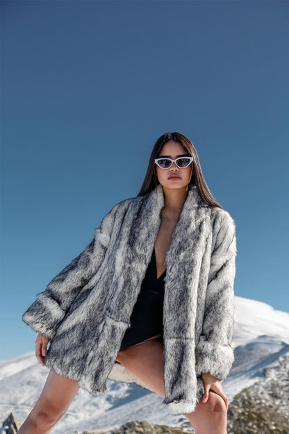 Noctis Kunstpelzmantel