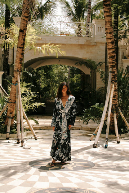 Lionne Noir Double-Sided Long Kimono Robe