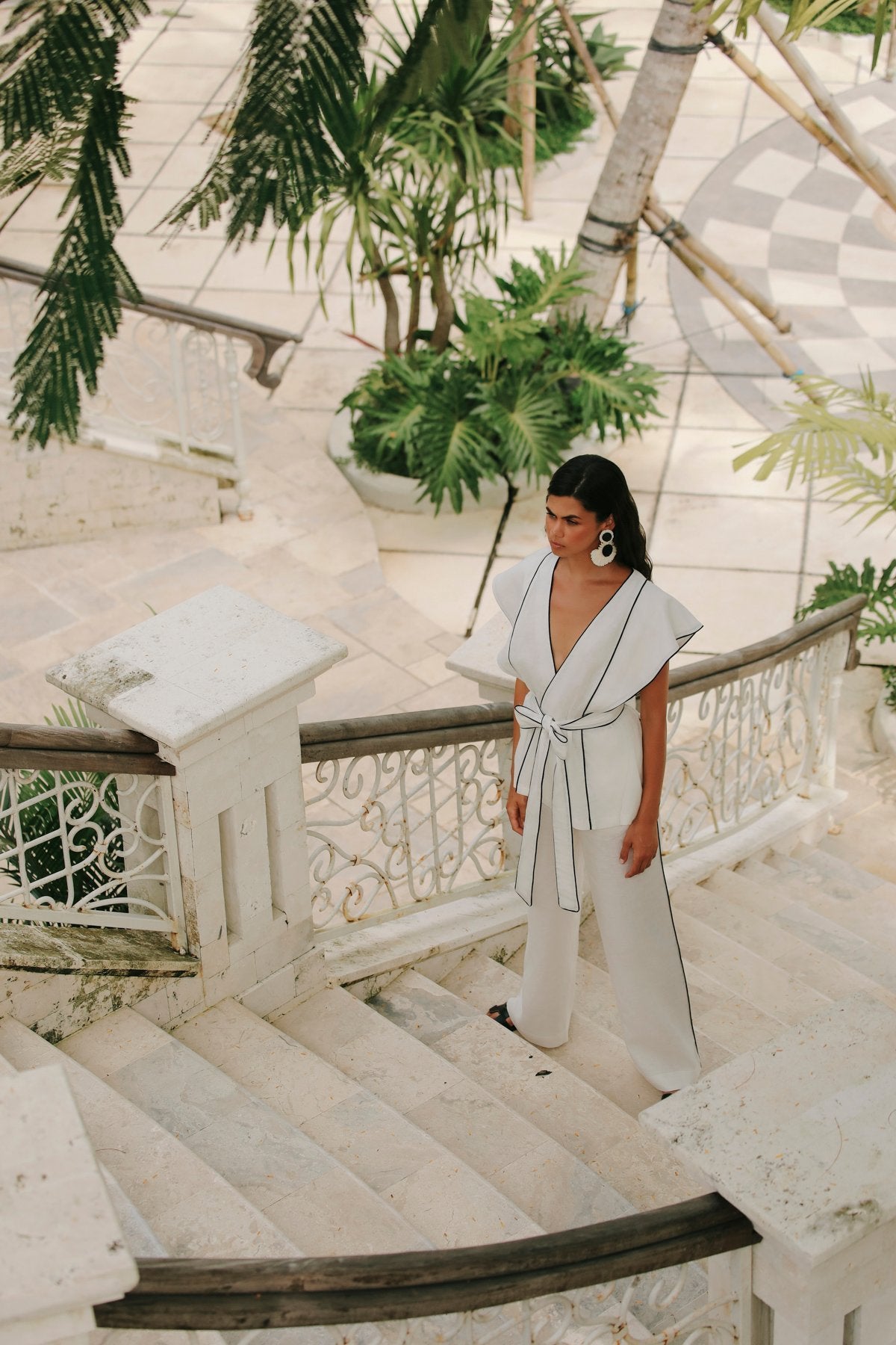 Aulia Blanc Trouser Suit