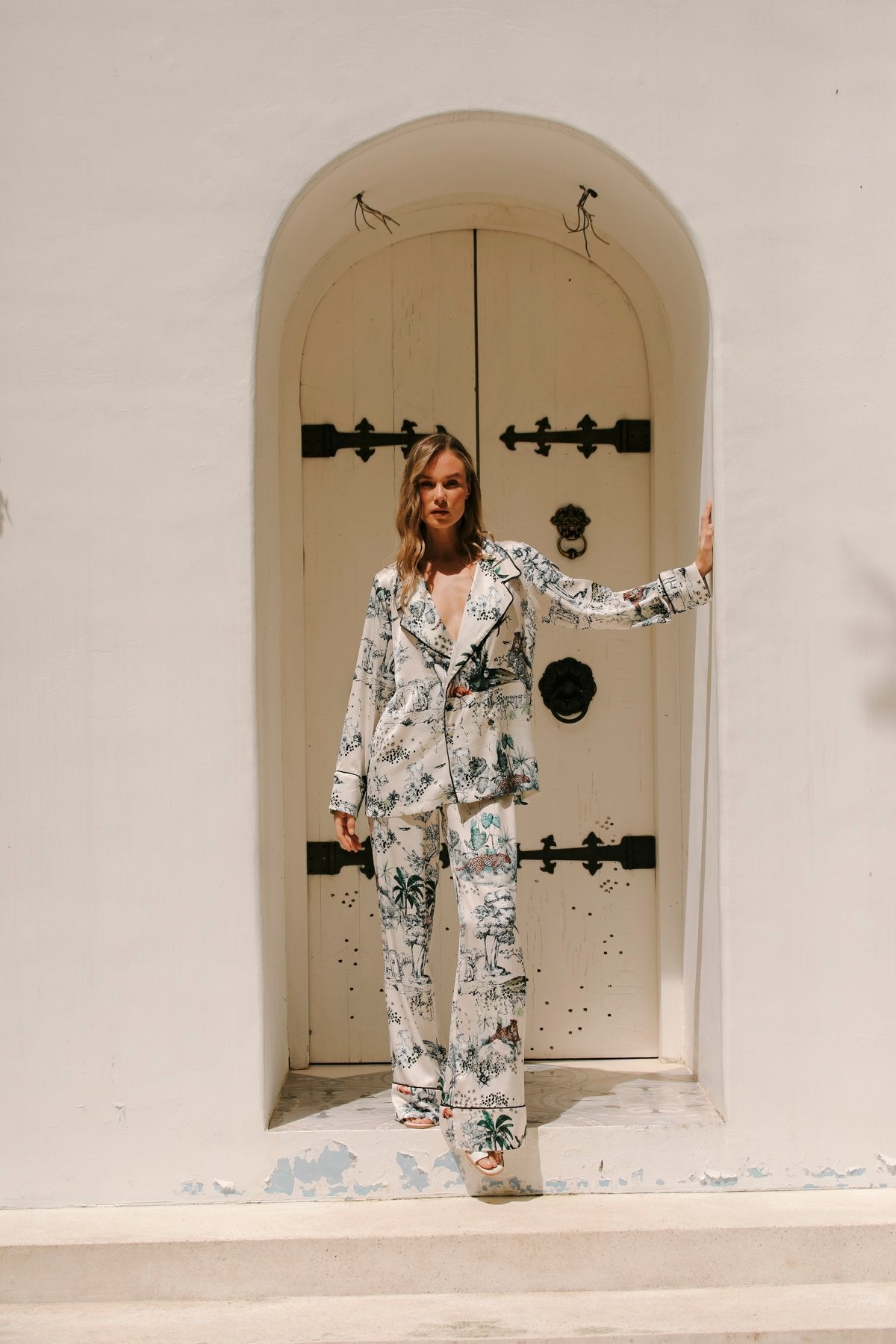 Lionne Creme Trouser Suit