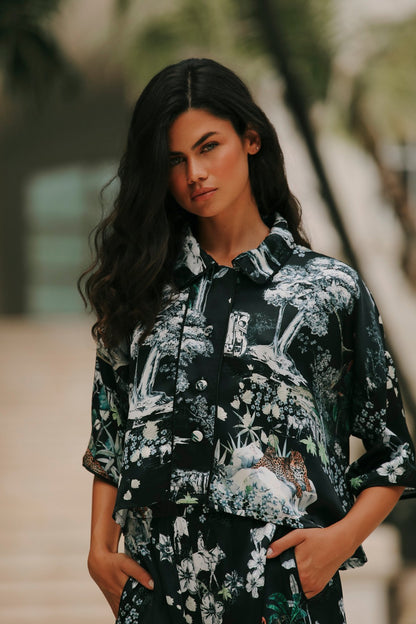 Lionne Noir Crop Top