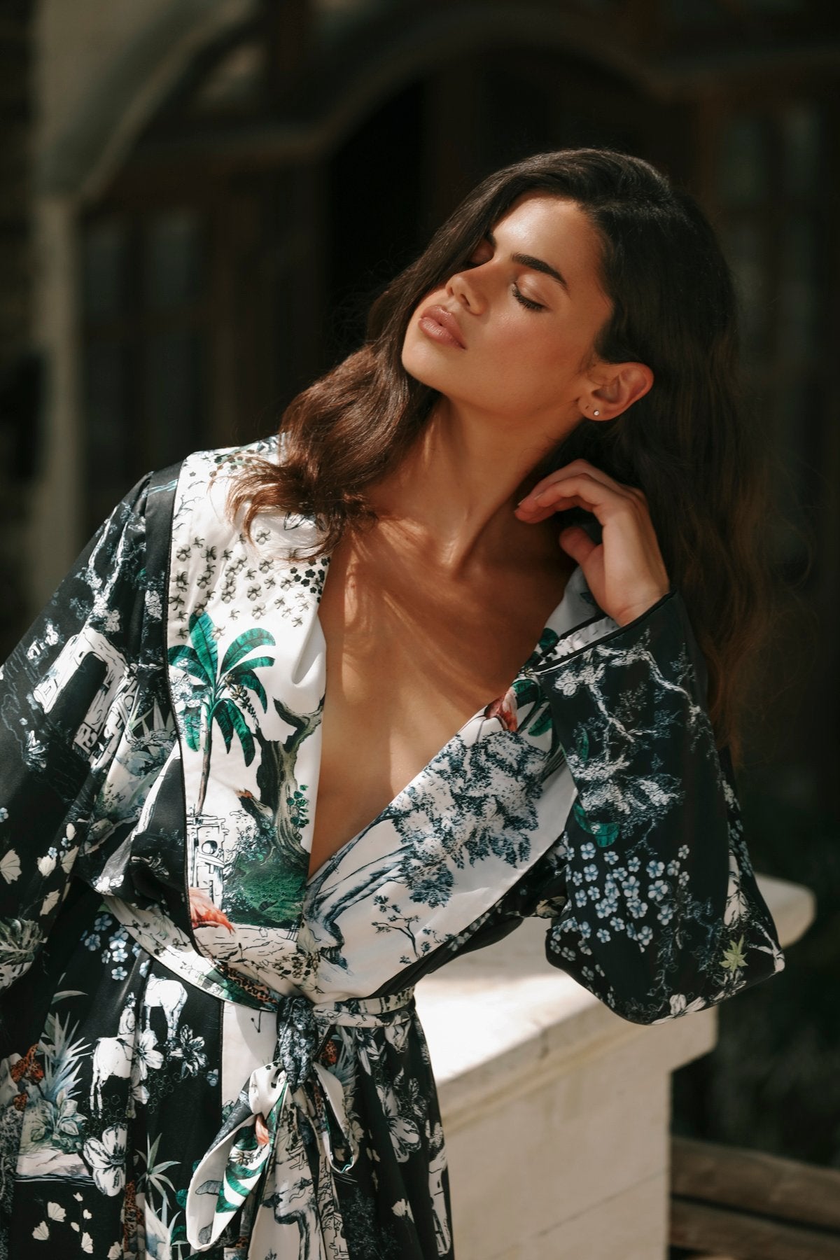 Lionne Noir Double-Sided Long Kimono Robe