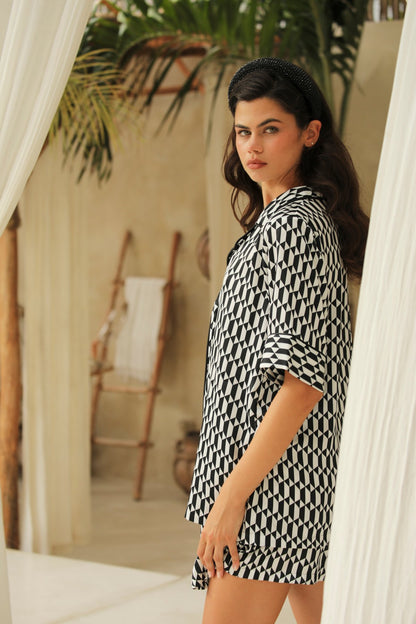 Enigra Shirt Top