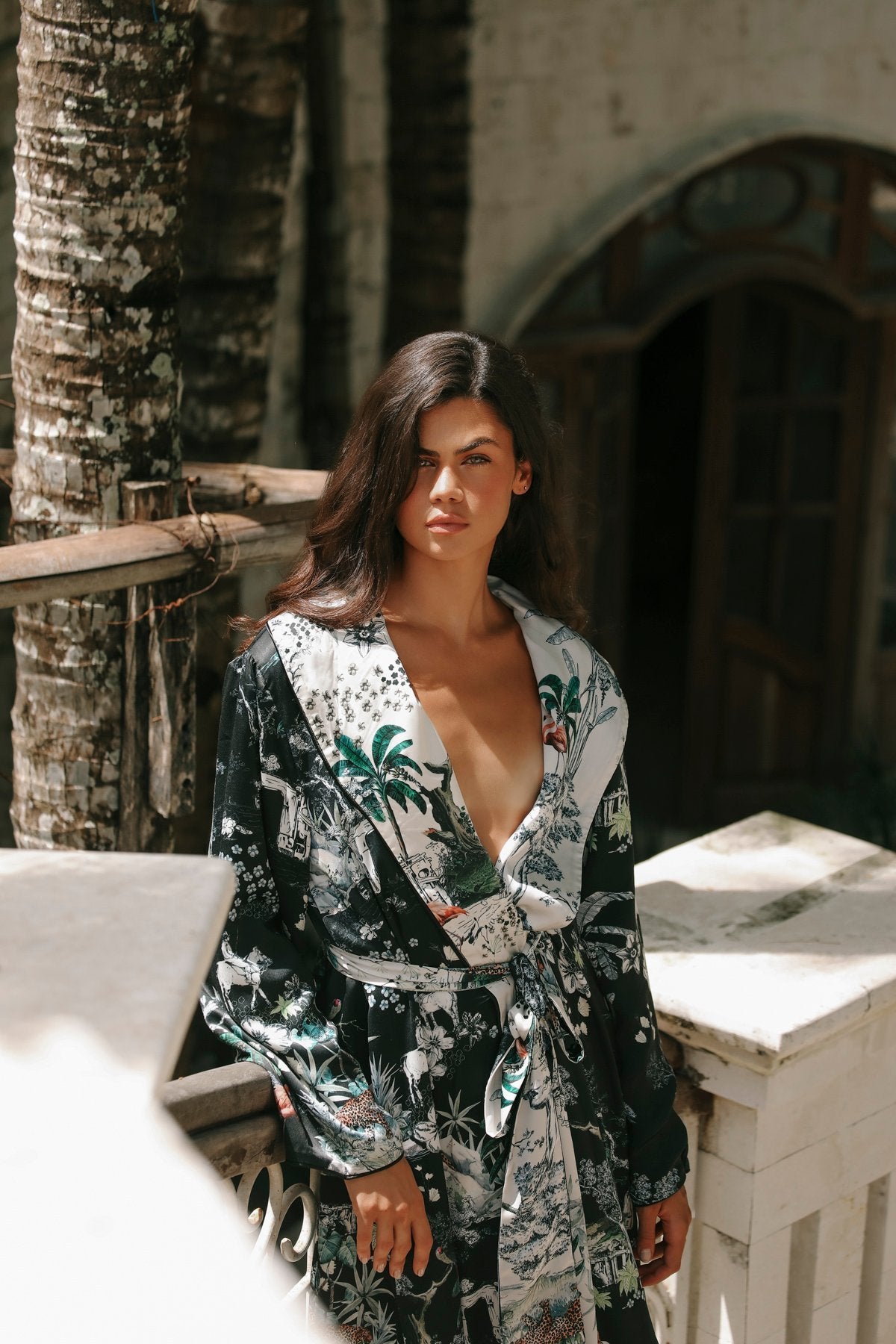 Lionne Noir Double-Sided Long Kimono Robe