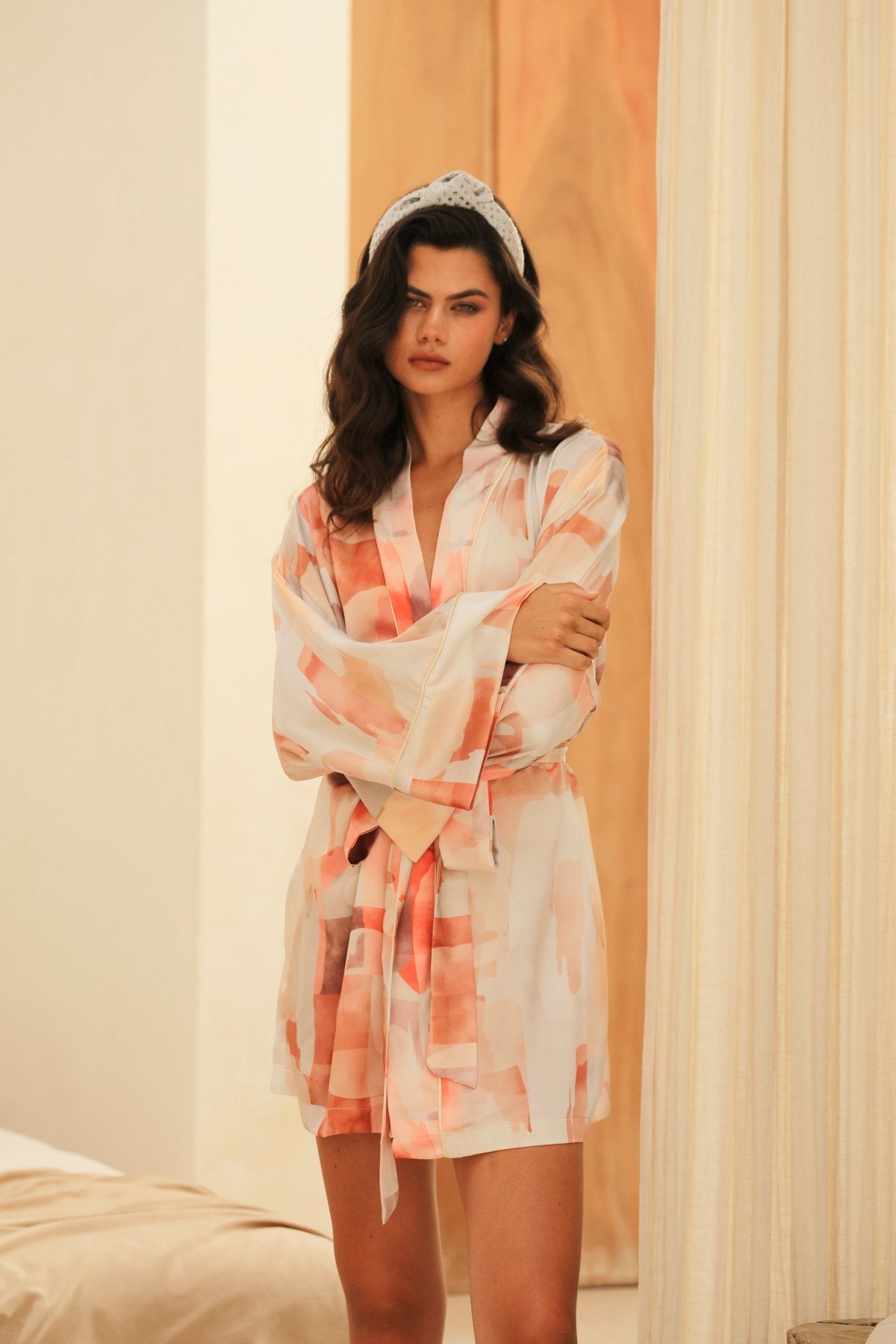 Lumiere Kurzer Kimono-Bademantel