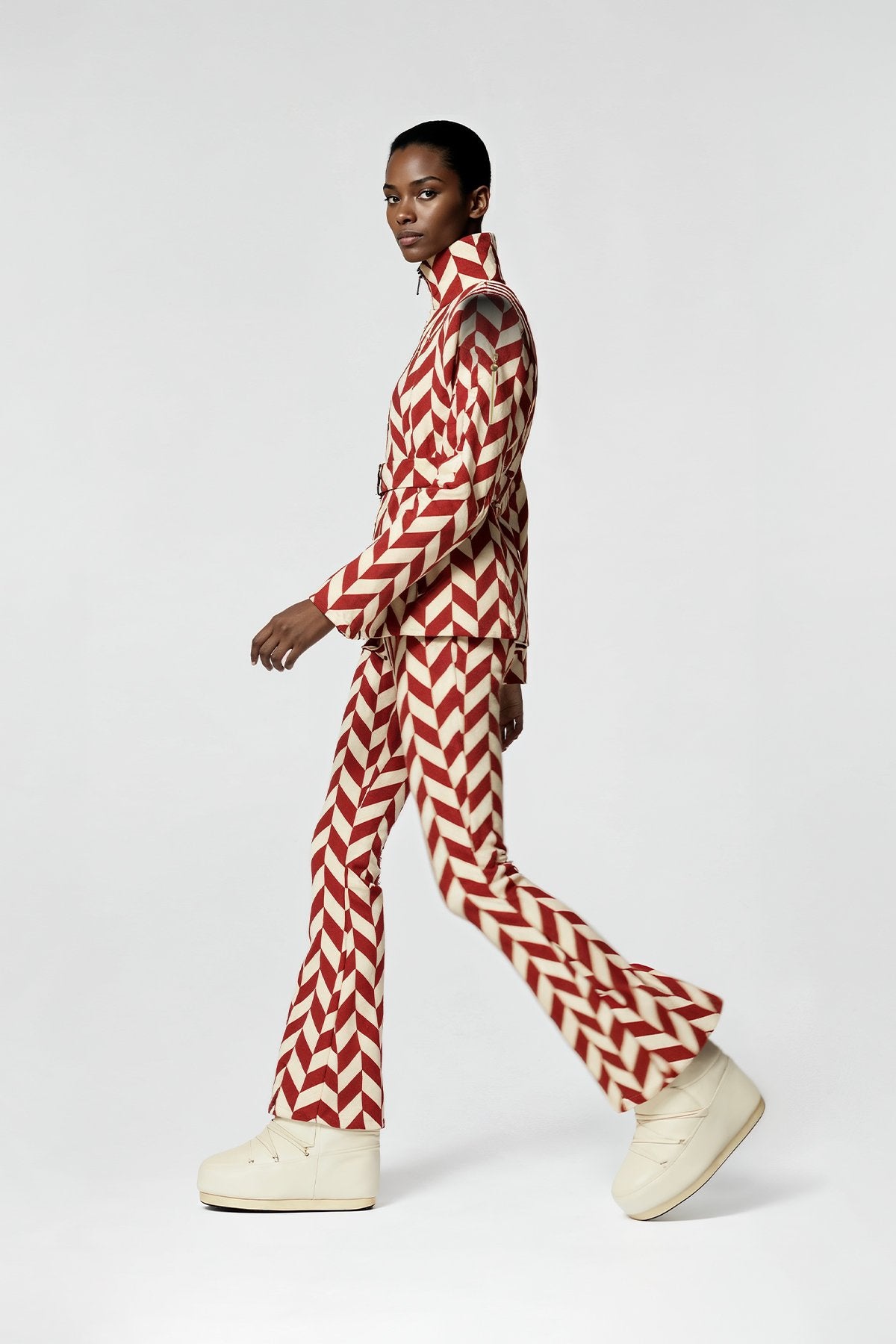 Niseko-Aka Skijacken- und -hosen-Set