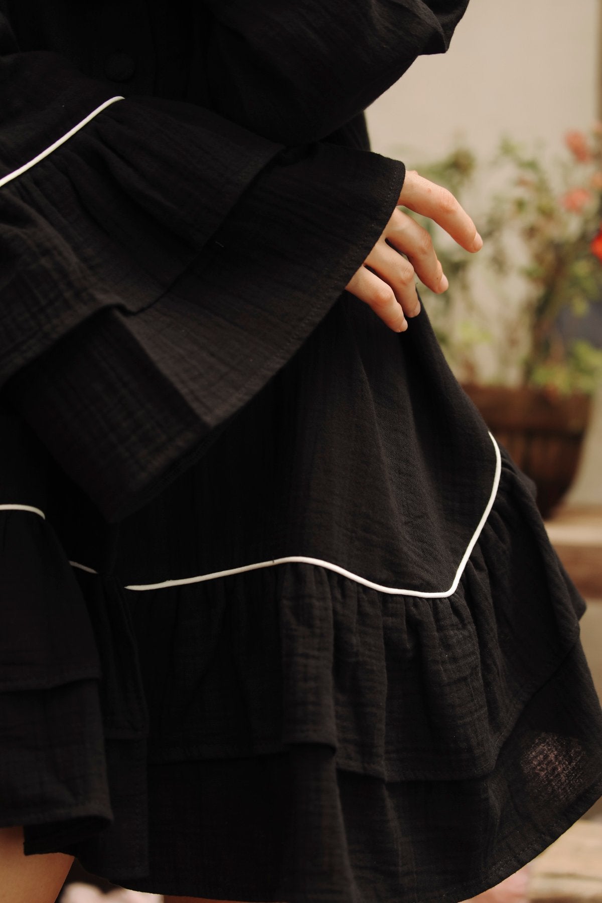 Volant Noir Dress