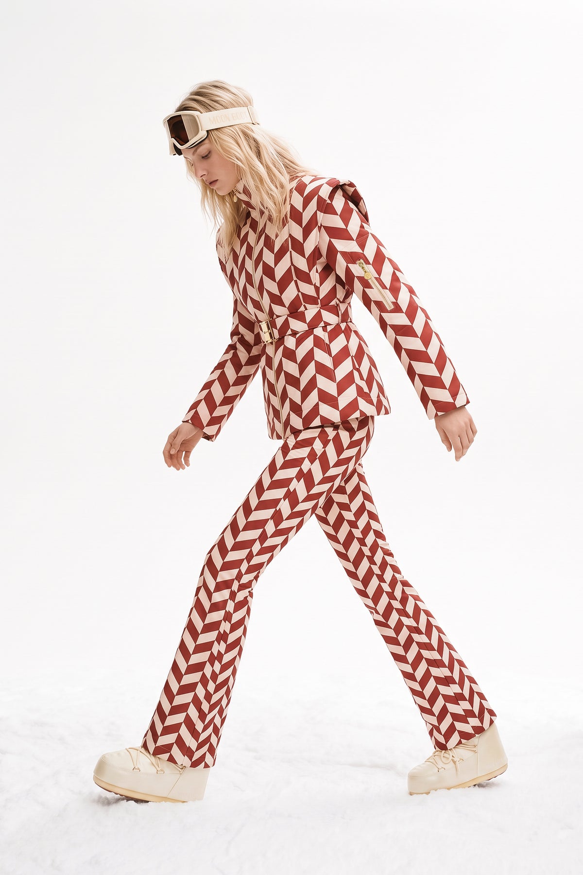 Niseko-Aka Ski Jacket &amp; Pants Set