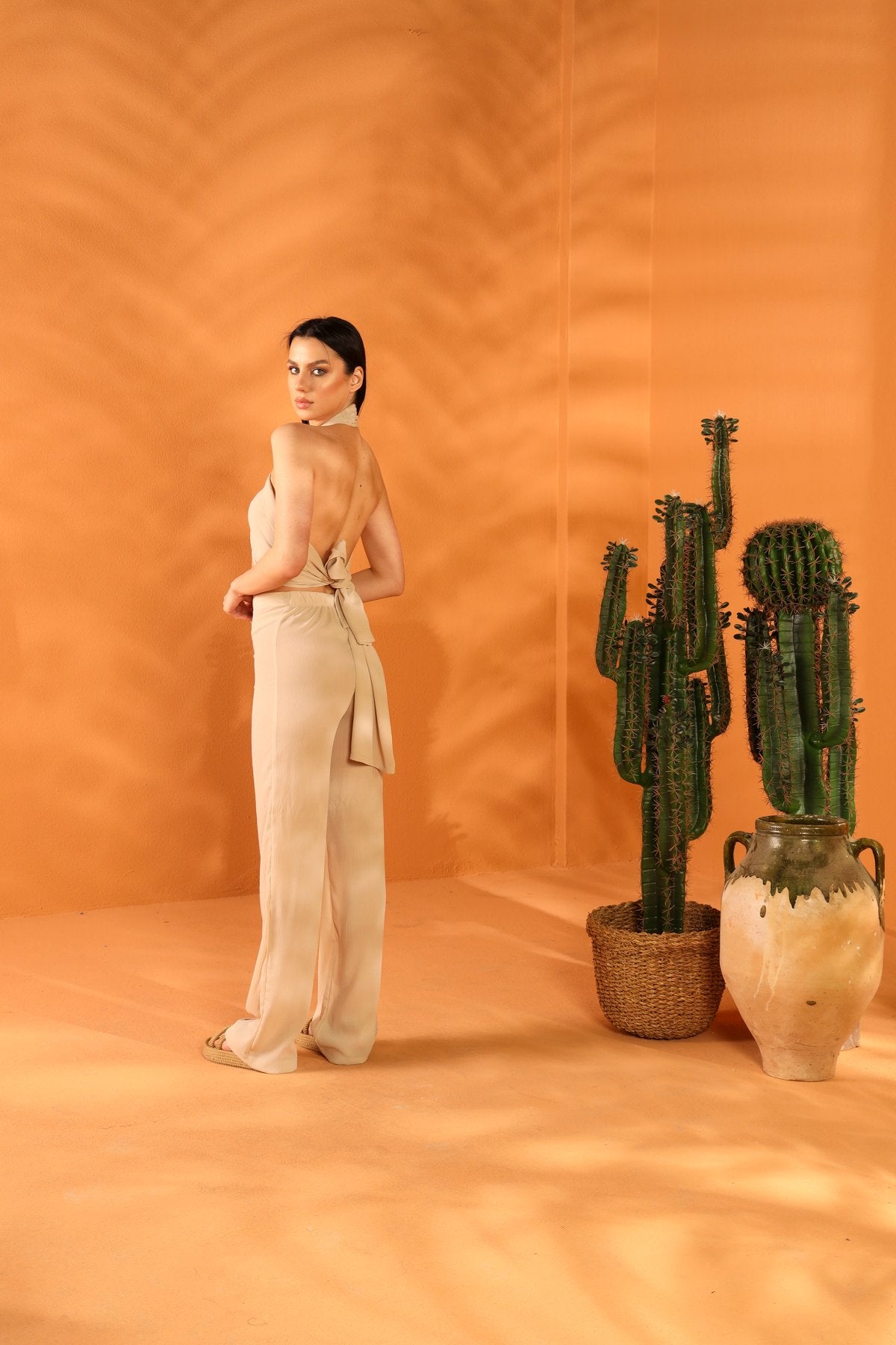 Set aus Schal und Hose aus zerknittertem Nerz