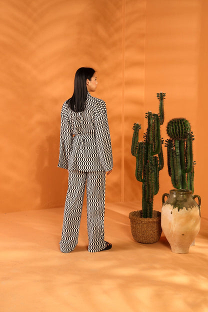 MONOCHROME SHORT KIMONO TROUSER SET