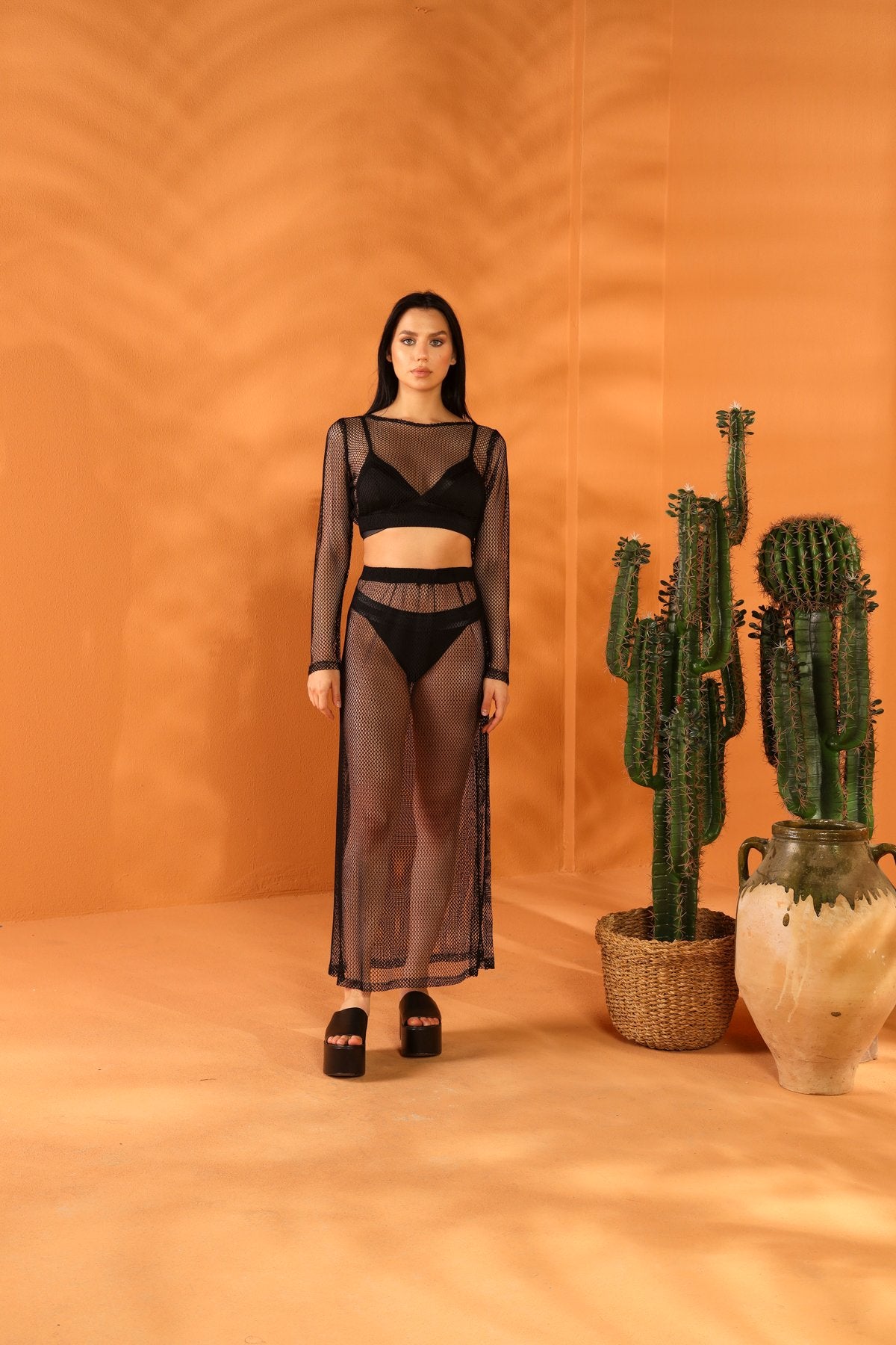 BLACK FISHNET SKIRT