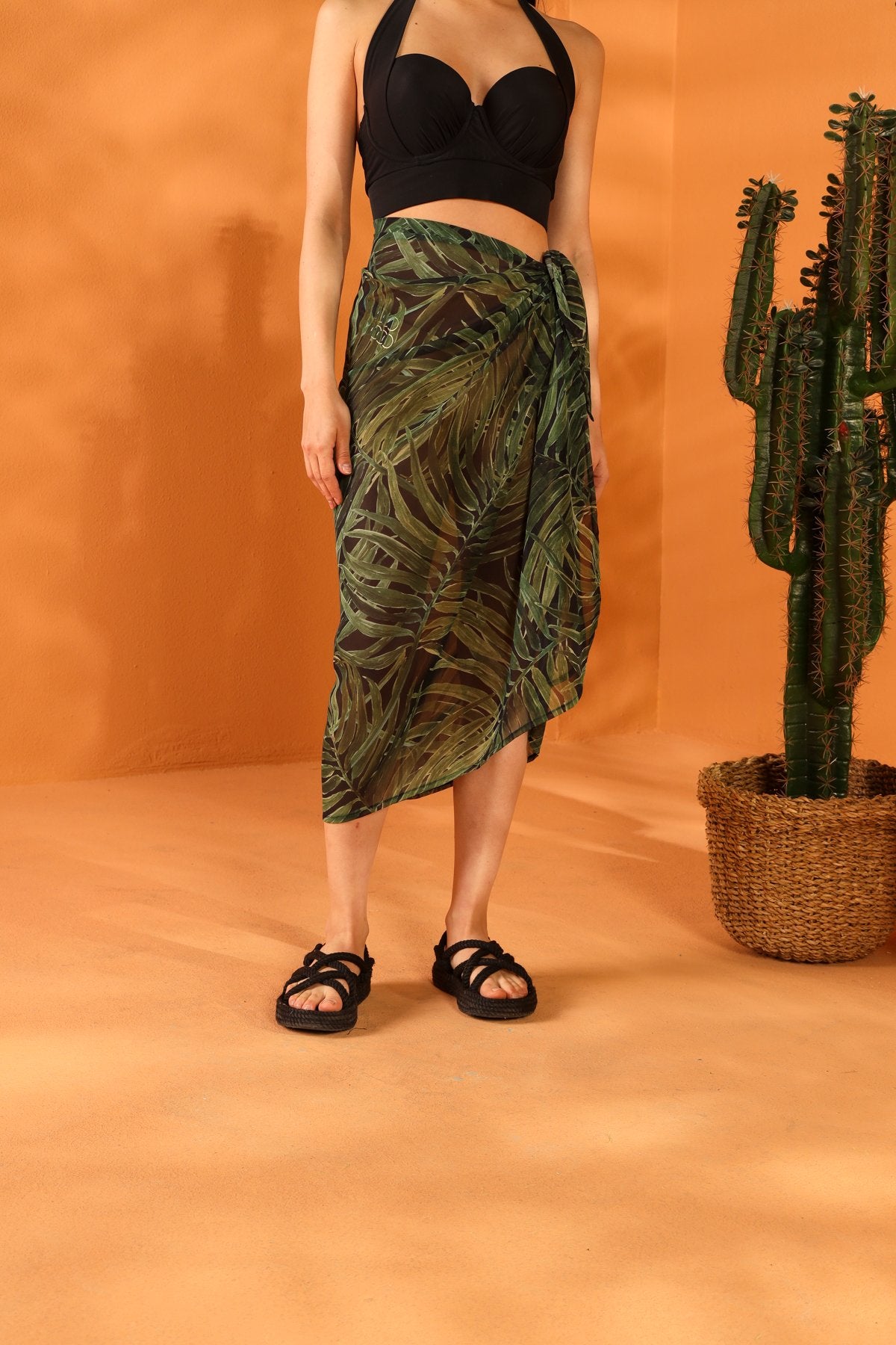 BLACK BOTANICAL PAREO SKIRT