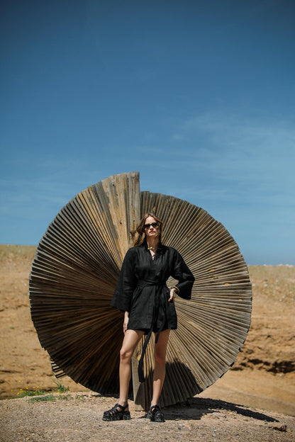 La Pause Schwarzer kurzer Kimono