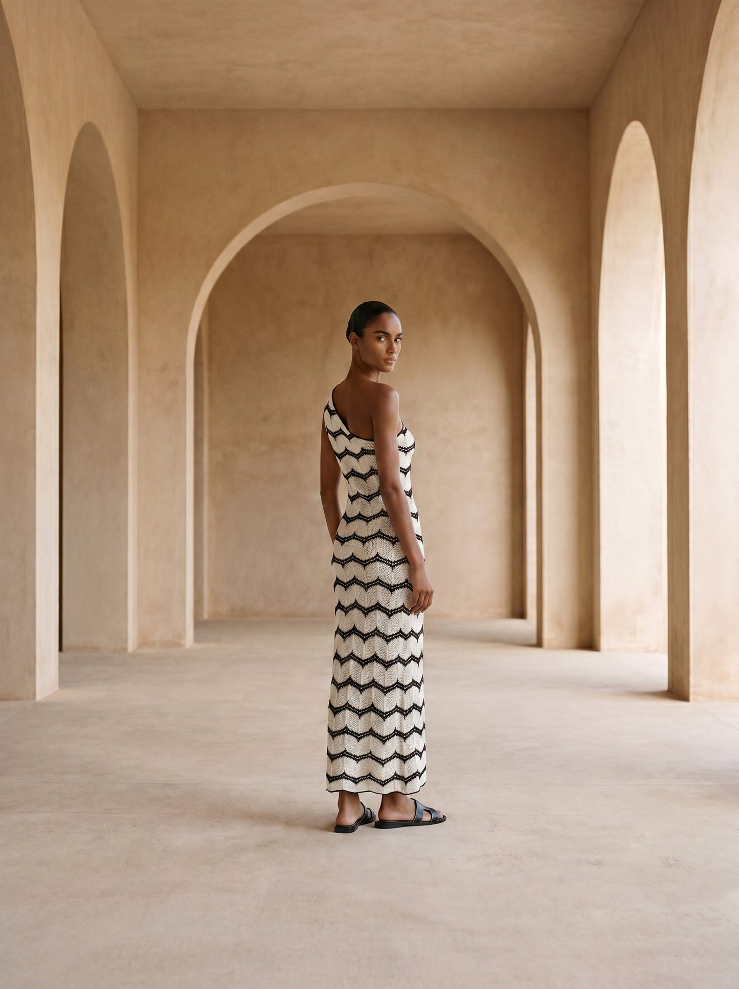 BYBLOS Langes Kleid mit einer Schulter